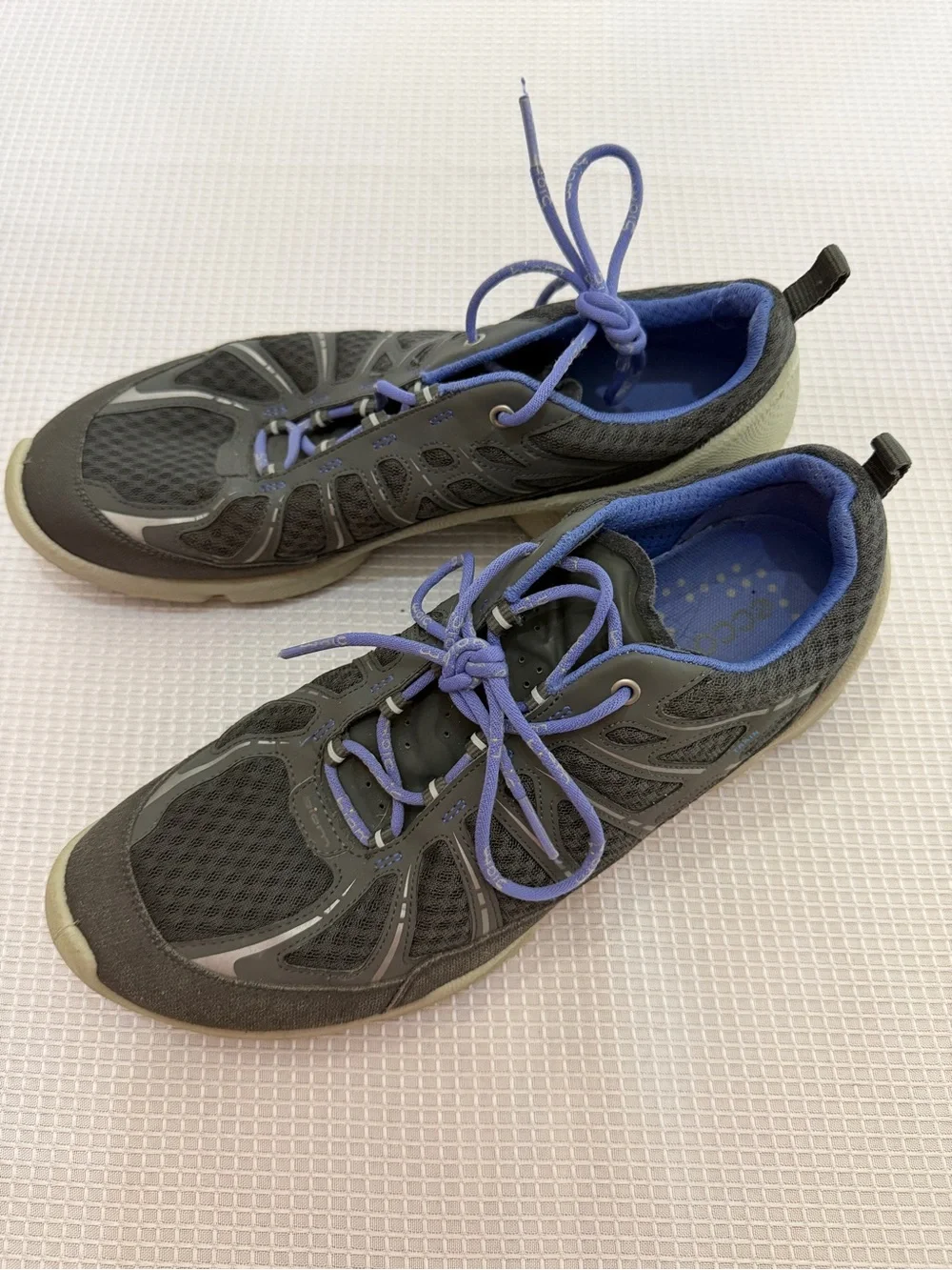 Ecco Biom Train Women’s Gray Sneakers Size US 10/10.5 | 41 Running Shoes Lace Up